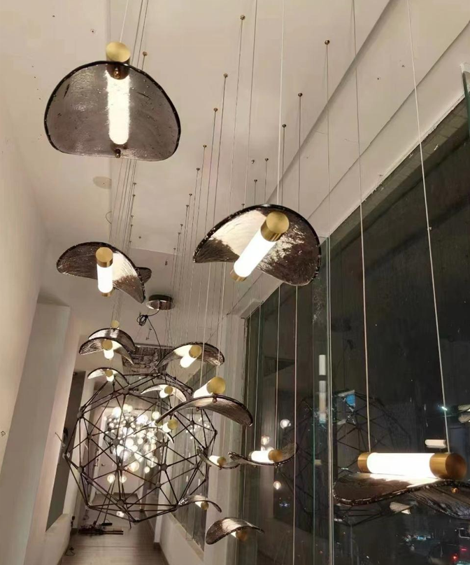 Aero Leaf Glass LED Pendant Light – Luxury Modern Hanging Lamp